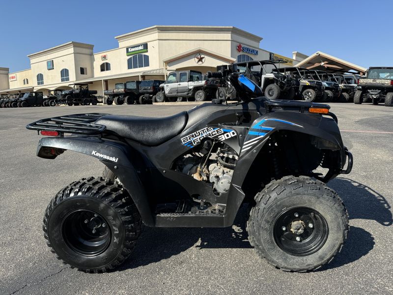 2021 Kawasaki BRUTE FORCE 300 BLACKImage 5