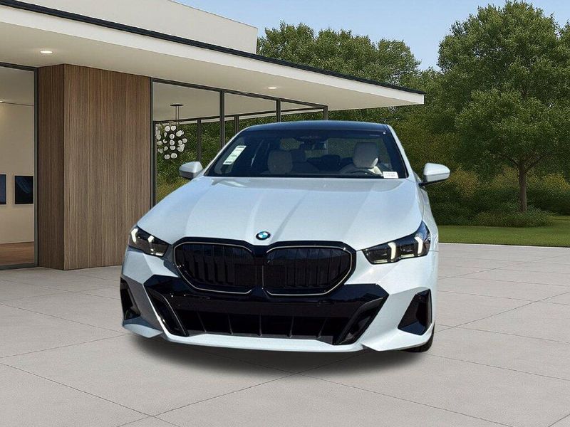 New 2027 BMW 5 Series 540i xDriveImage 3