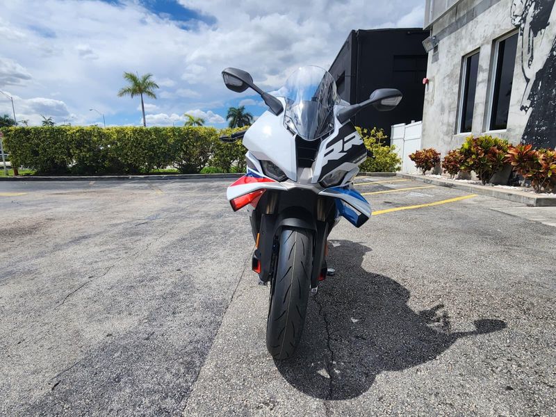 2026 BMW S 1000 RRImage 2