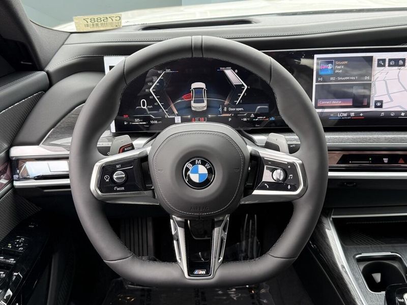 2025 BMW 7 Series 760i xDriveImage 22