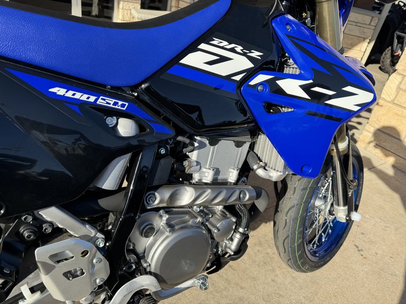 2024 Suzuki DRZ 400S BLACK AND BLUEImage 4