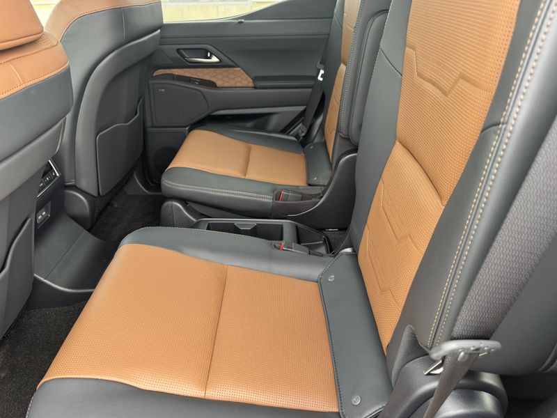 New 2026 Lexus GX 550 OvertrailImage 29