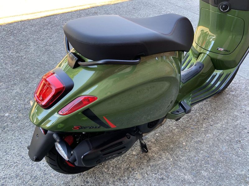 New 2027 Vespa SPRINT SPORT 150 