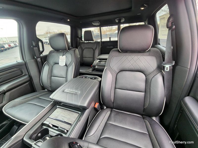 New 2026 RAM 1500 Limited Crew Cab 4x4 5'7' Box