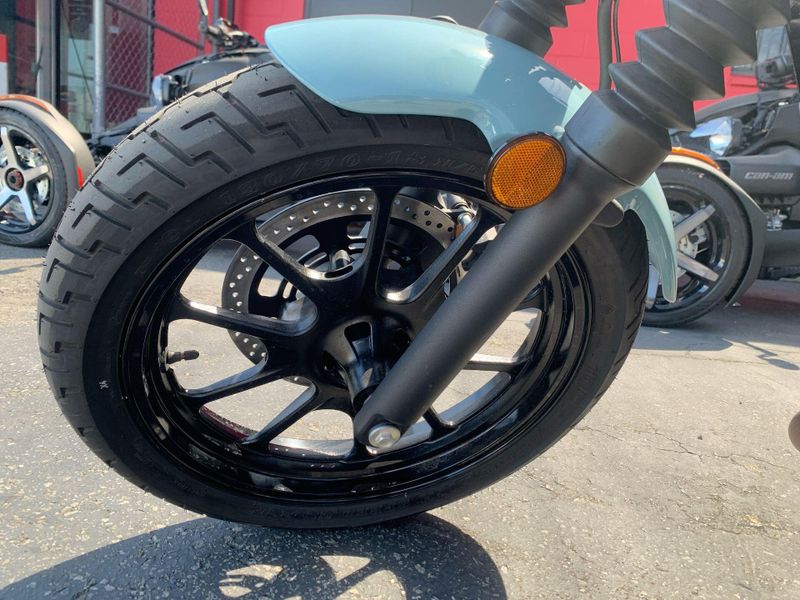 New 2025 Kawasaki ELIMINATOR SE ABS Image 17