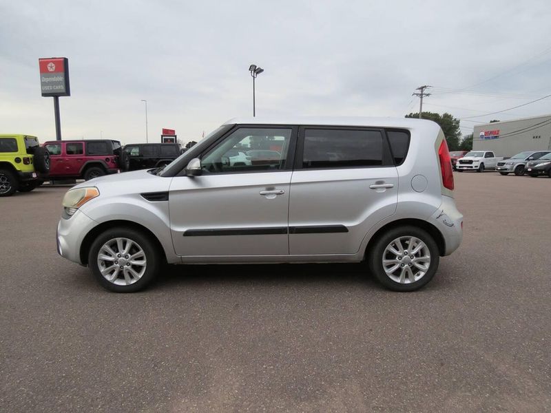 Used 2012 Kia Soul + 4dr Crossover 6AImage 6