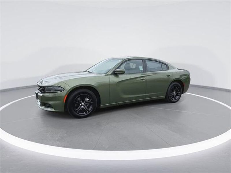 2022 Dodge Charger SXTImage 4