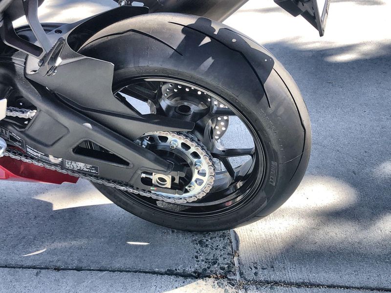 New 2026 Honda CBR1000RR-R FIREBLADE SP Image 21