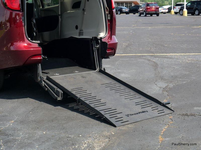 Used 2023 Chrysler Voyager LX