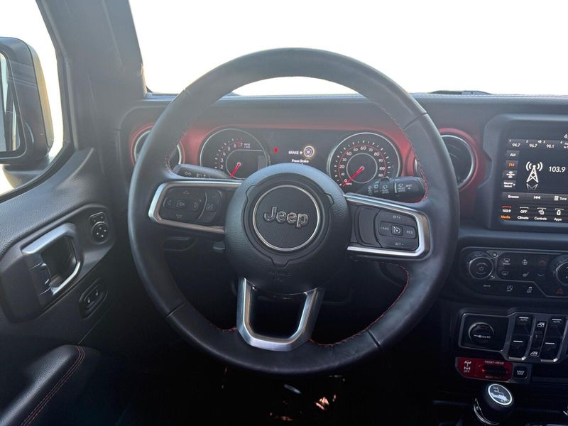 2018 Jeep Wrangler Unlimited Rubicon photo 11