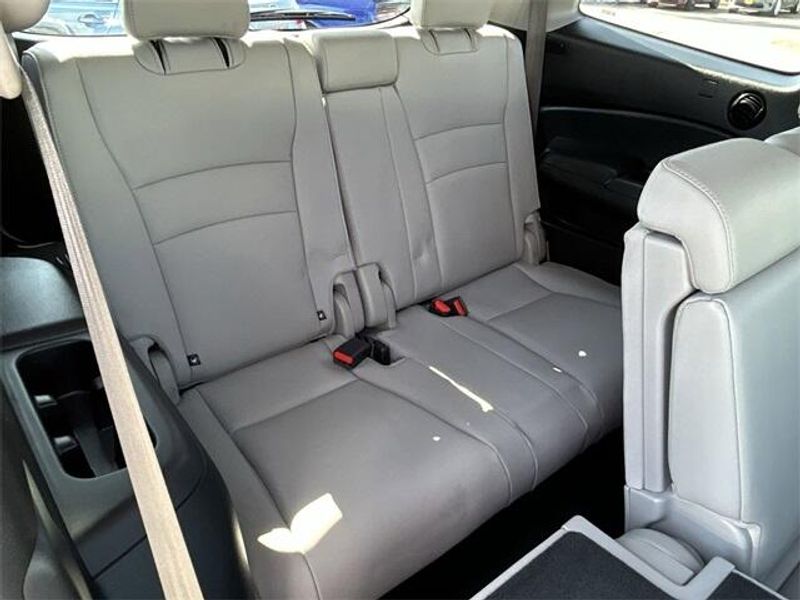 2022 Honda Pilot Special Edition photo 14