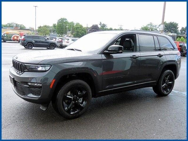New 2025 Jeep Grand Cherokee LimitedImage 1