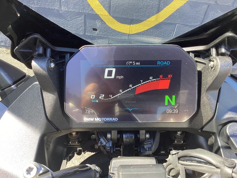 New 2026 BMW R1300RS 