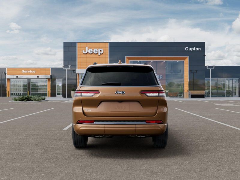 New 2026 Jeep Grand Cherokee L Limited Reserve 4x4Image 33