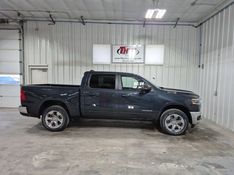 2025 RAM 1500 Big Horn Crew Cab 4x4 5