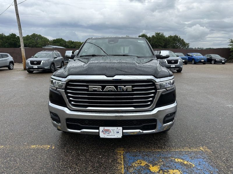 2025 RAM 1500 Laramie Crew Cab 4x4 5