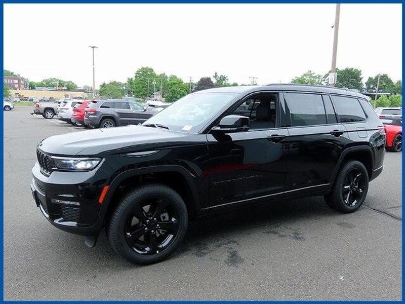 2025 Jeep Grand Cherokee LimitedImage 1