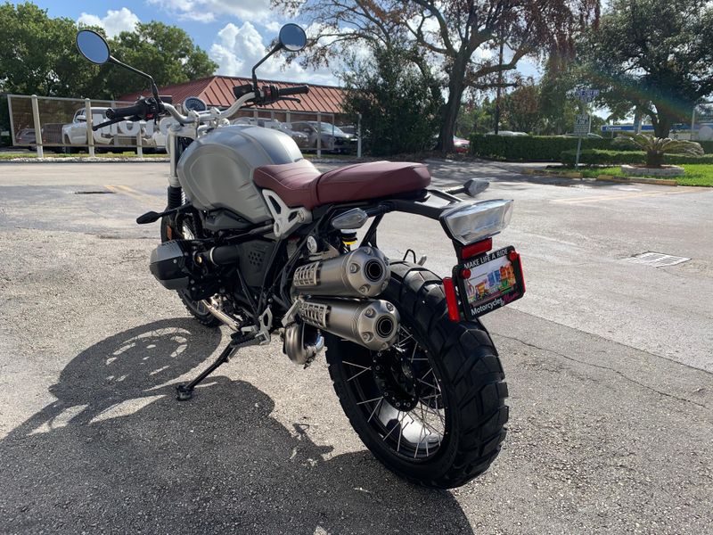 2021 BMW R nineT Scrambler Image 7