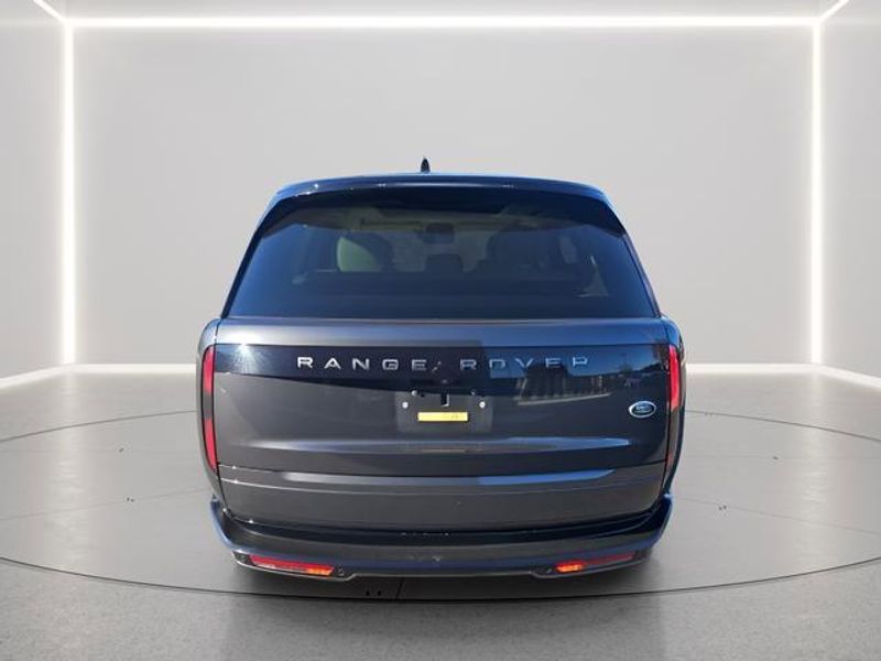 Used 2023 Land Rover Range Rover SE