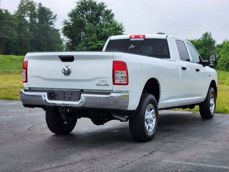 2024 RAM 2500 Tradesman Crew Cab 4x4 8