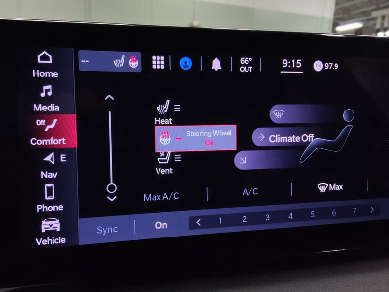 Used 2024 Alfa Romeo Tonale Veloce Premium AWD w/SunroofImage 26