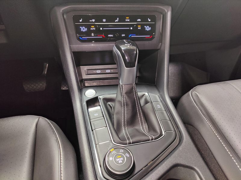Used 2022 Volkswagen Tiguan SE 4-Motion AWDImage 15