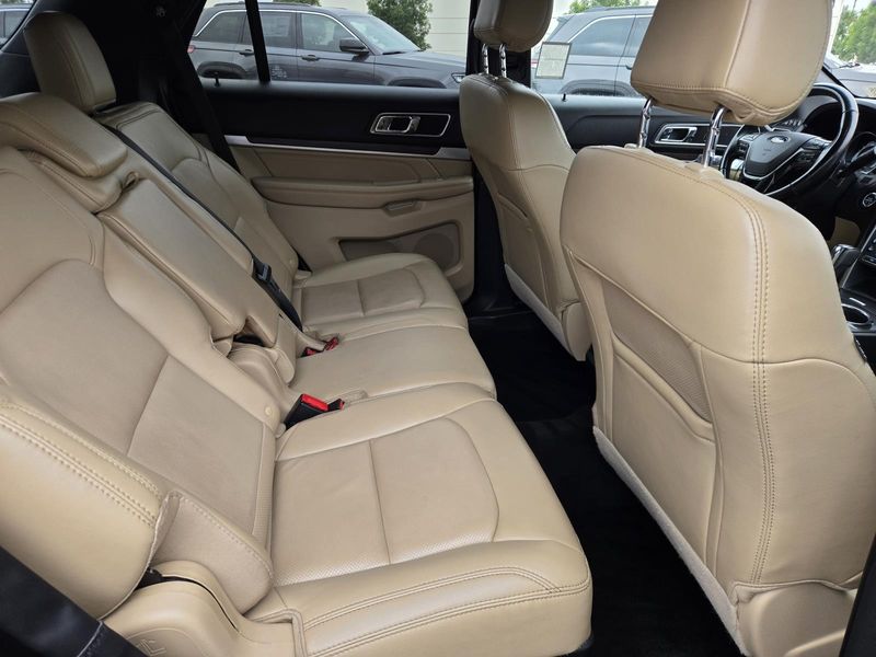 Used 2017 Ford Explorer Limited FWD
