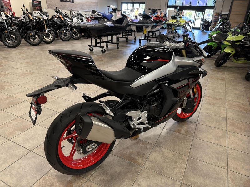 New 2026 CFMOTO 675SS Image 17
