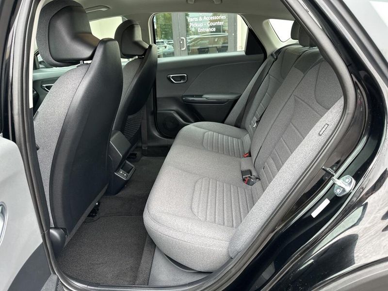 2025 Kia K4 EXImage 22