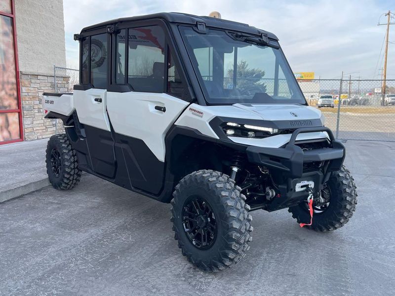 New 2026 Can-Am DEFENDER MAX LTD 65 HD11 