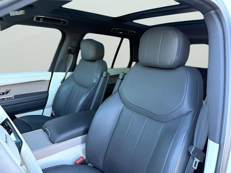 Used 2023 Land Rover Range Rover SE