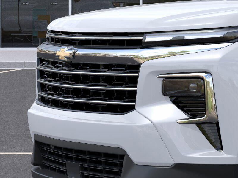 New 2025 Chevrolet Traverse FWD LTImage 13