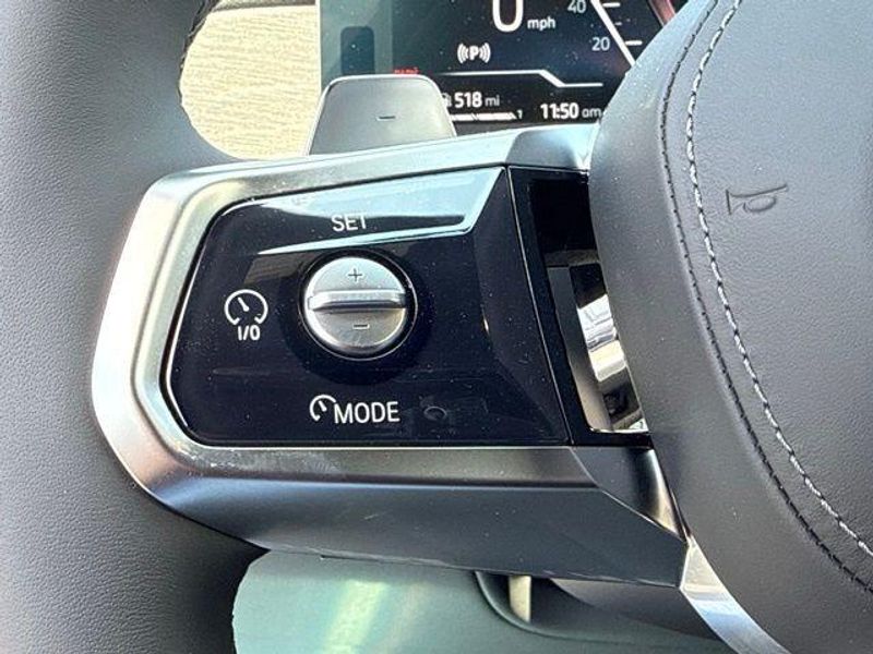 New 2026 BMW 7 Series 750e xDriveImage 21
