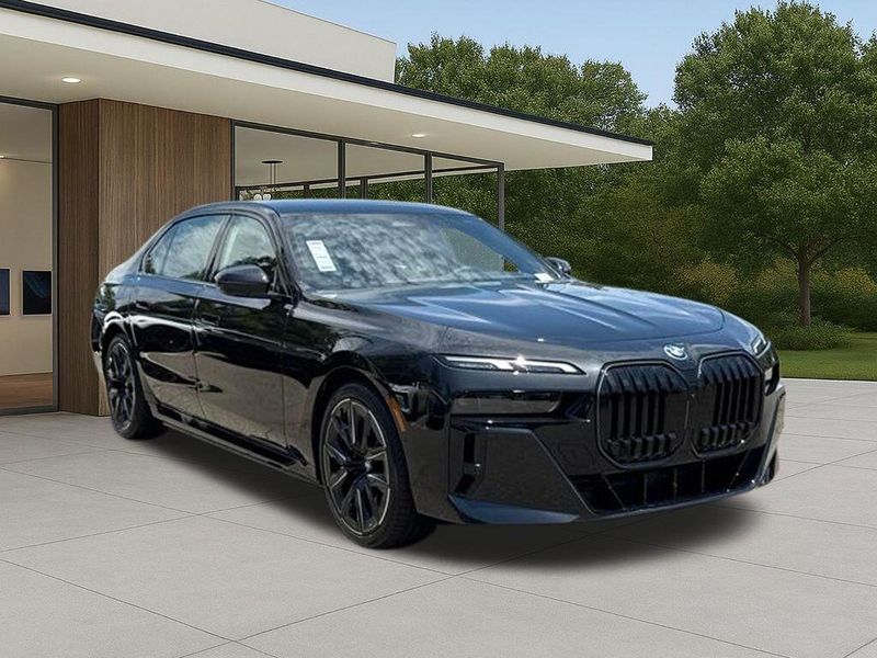 New 2026 BMW 7 Series 750e xDriveImage 6