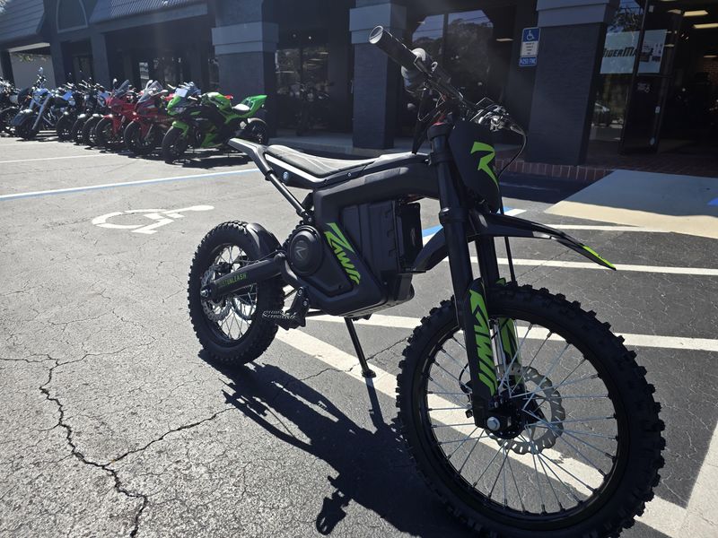 2025 Rawrr Mantis Mini R