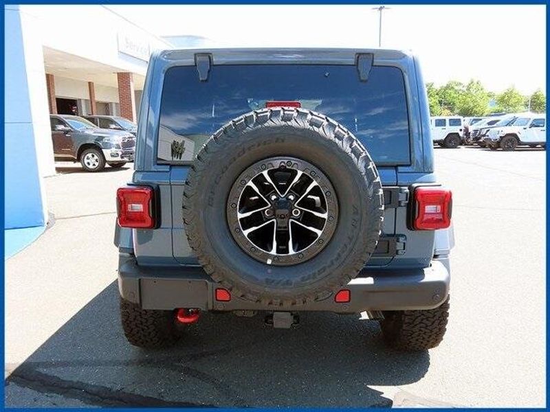 New 2025 Jeep Wrangler Rubicon XImage 6