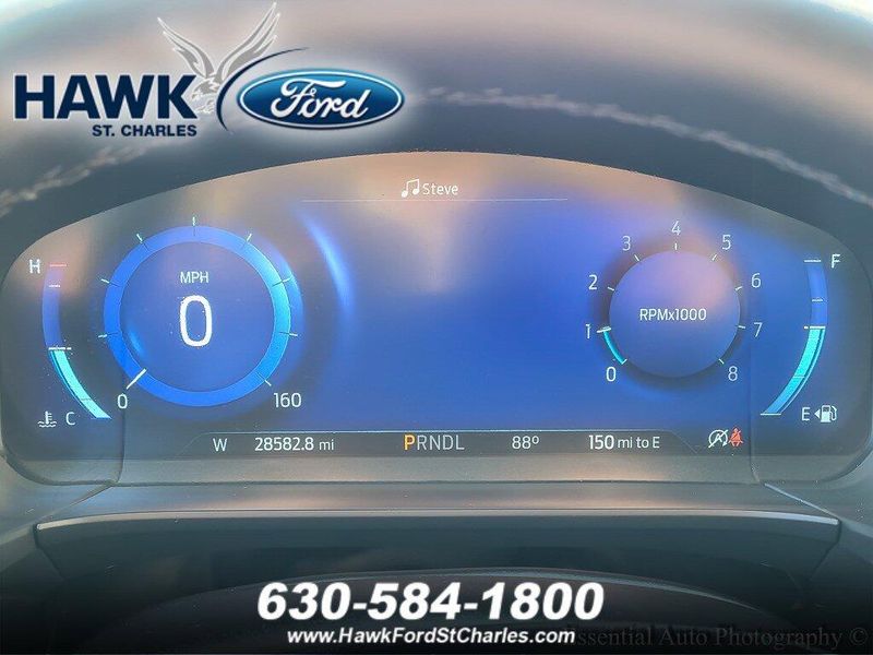 2022 Ford Escape SEL photo 11