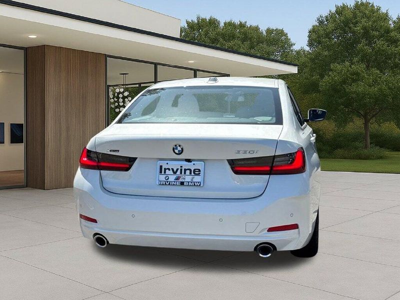 New 2026 BMW 3 Series 330i xDriveImage 9