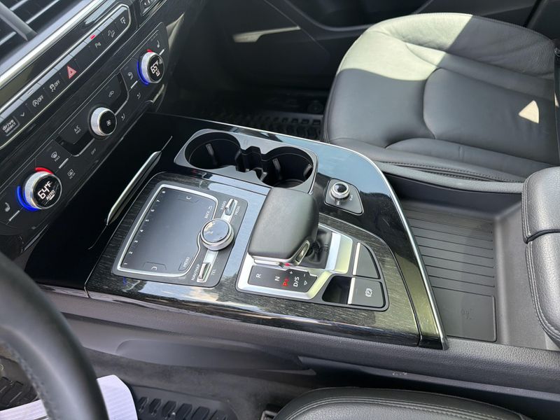 Used 2017 Audi Q7 Premium PlusImage 43