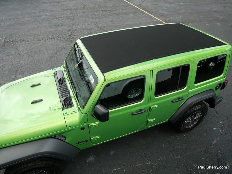 New 2025 Jeep Wrangler 4-door Sport S