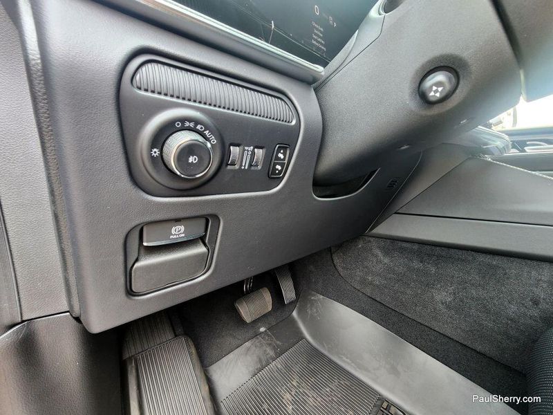 2024 Jeep Grand Grand Wagoneer Wagoneer L Obsidian 4x4Image 29