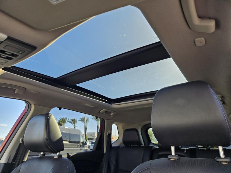 Used 2022 Nissan Rogue FWD Platinum