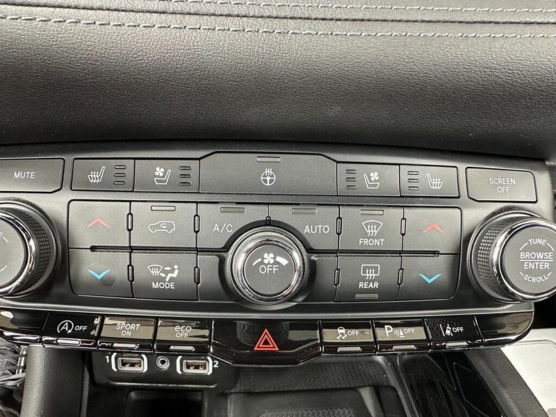 2022 Dodge Durango CitadelImage 6