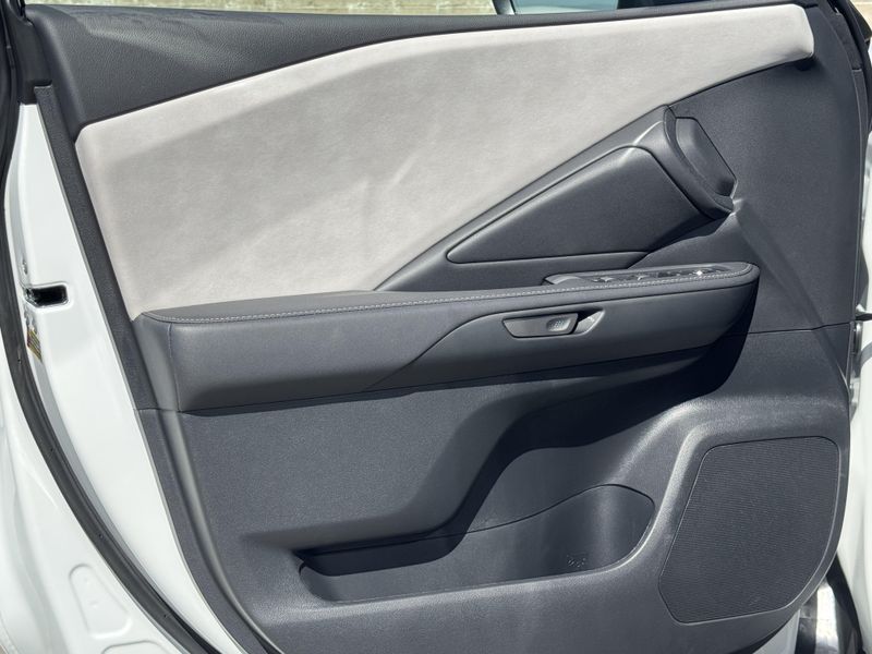 New 2026 Lexus NX 450h+ LuxuryImage 18