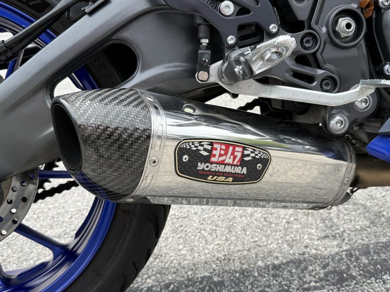 Used 2022 Yamaha YZF R7 