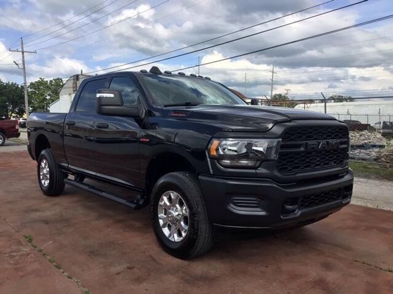 2023 RAM 2500 TradesmanImage 6