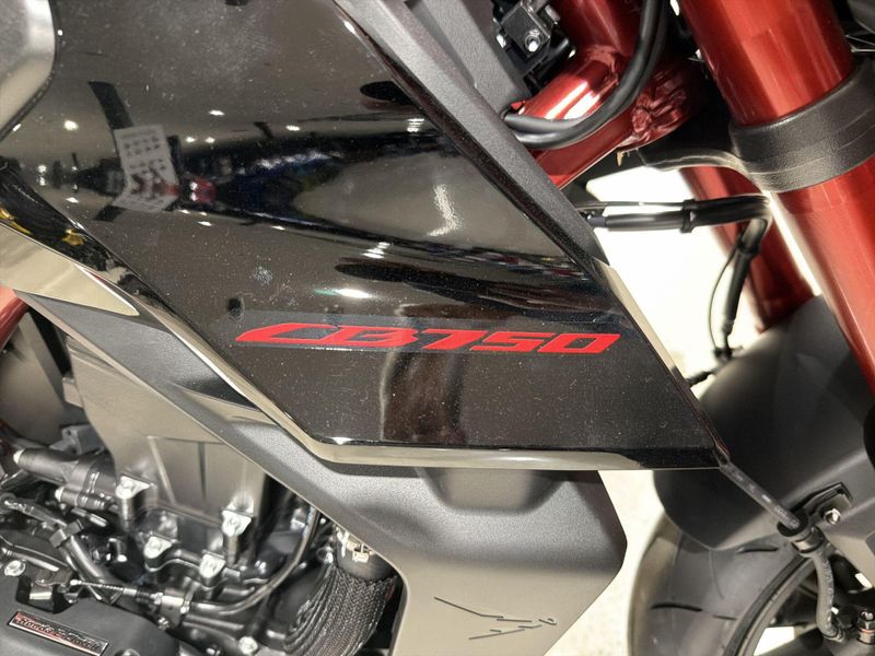 New 2026 Honda CB750 HORNET E-CLUTCH Image 27