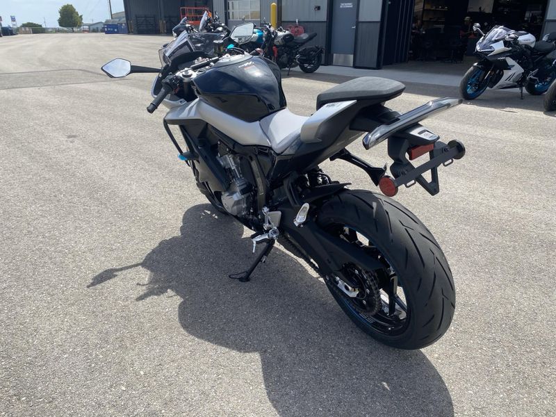 New 2026 CFMOTO 675 SS 