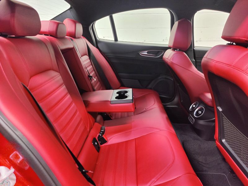 Used 2024 Alfa Romeo Giulia Quadrifoglio Carbon w/Activ Asst PlusImage 12