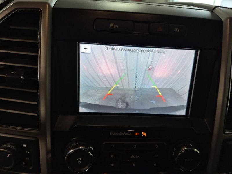 2019 Ford F-150 LariatImage 32